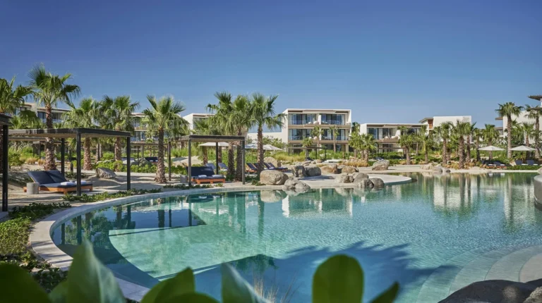 Four Seasons Resort and Residences Los Cabos at Costa Palmas